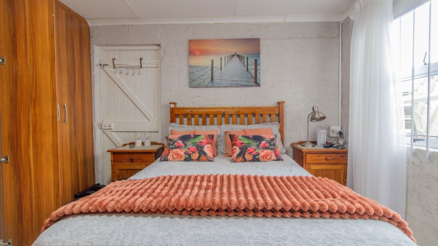 3 Bedroom Property for Sale in Hartebeesfontein Western Cape